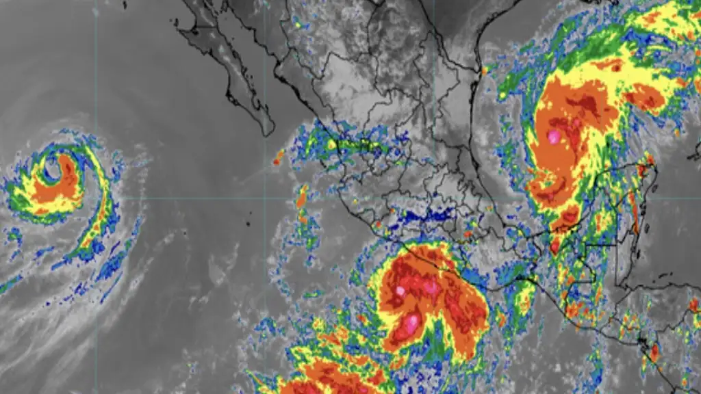 Gobierno de México llama a extremar medidas ante los ciclones tropicales en el océano Pacífico y el golfo de México